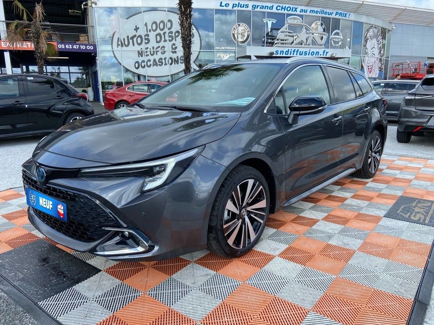 TOYOTA COROLLA TOURING SPORTS - 1.8 HYBRIDE 140 DESIGN PACK TECH HAYON GPS CAMÉRA (2025)