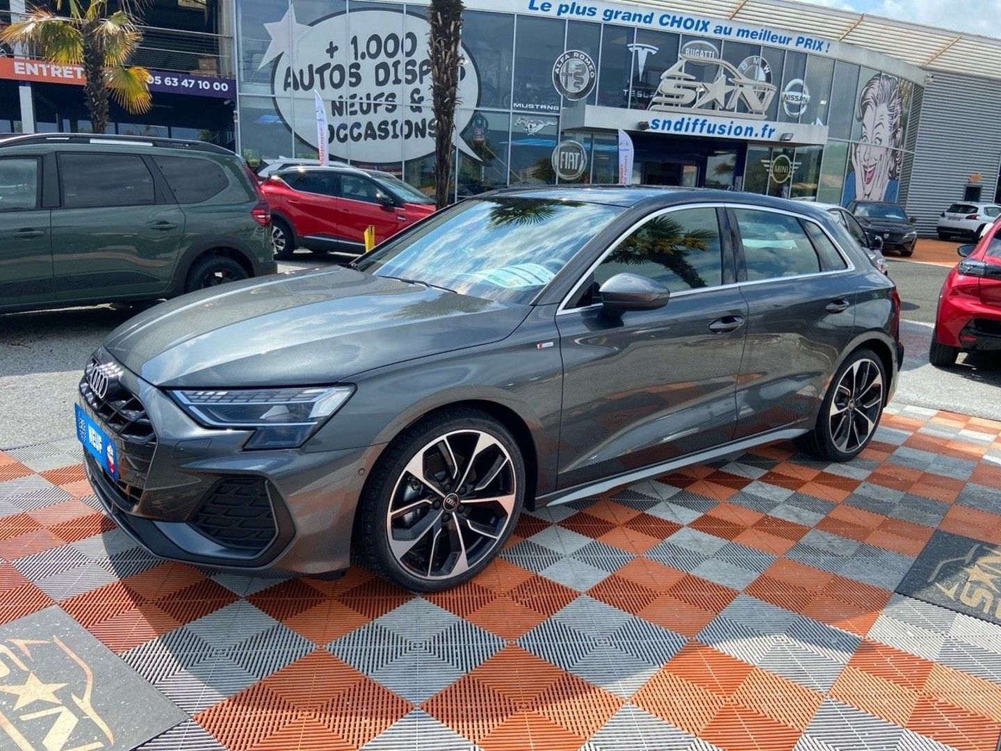 AUDI A3 SPORTBACK - 35 TFSI 150 MILD HYBRID S-TRONIC S LINE TOIT MATRIX JA 19" CAMÉRA (2025)