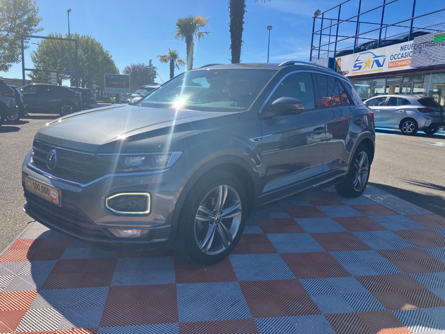 VOLKSWAGEN T-ROC - 1.5 TSI 150 BV6 R-LINE GPS CAMÉRA HAYON (2020)