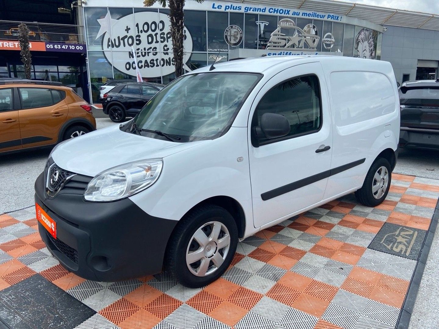 NISSAN NV 250 - 1.5 DCI 115 BV6 OPTIMA CLIM BLUETOOTH REGUL 3 PLACES 12450HT (2022)