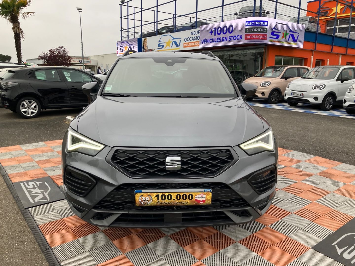 SEAT ATECA 2.0 TDI 150 DSG7 FR GPS Caméra JA 19" Noires Hayon LED Attelage 1°Main