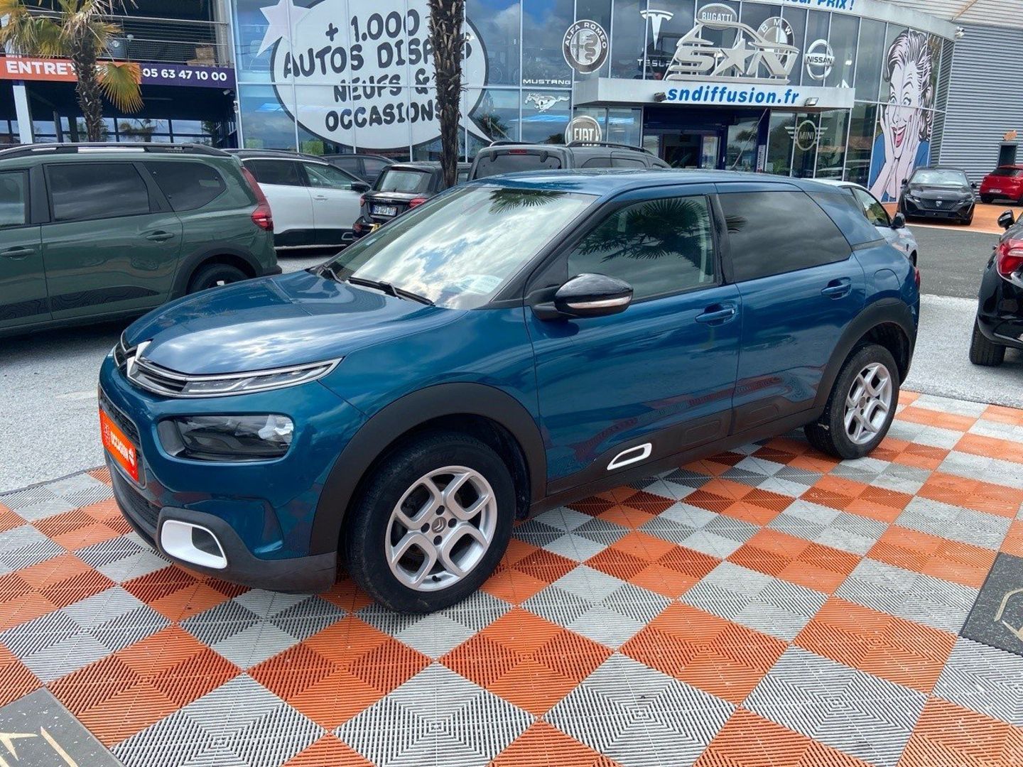 CITROEN C4 CACTUS - BLUEHDI 100 BV6 SHINE GPS CAMÉRA (2020)