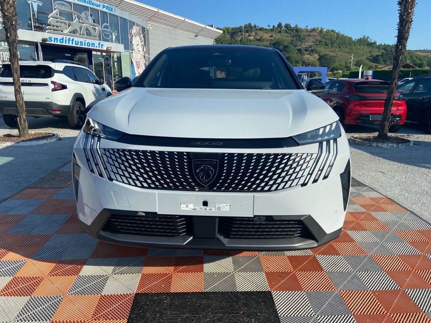 PEUGEOT 3008 - Hybrid 145 e-DCS6 GT Pack 360° Vision & Drive Assist Plus