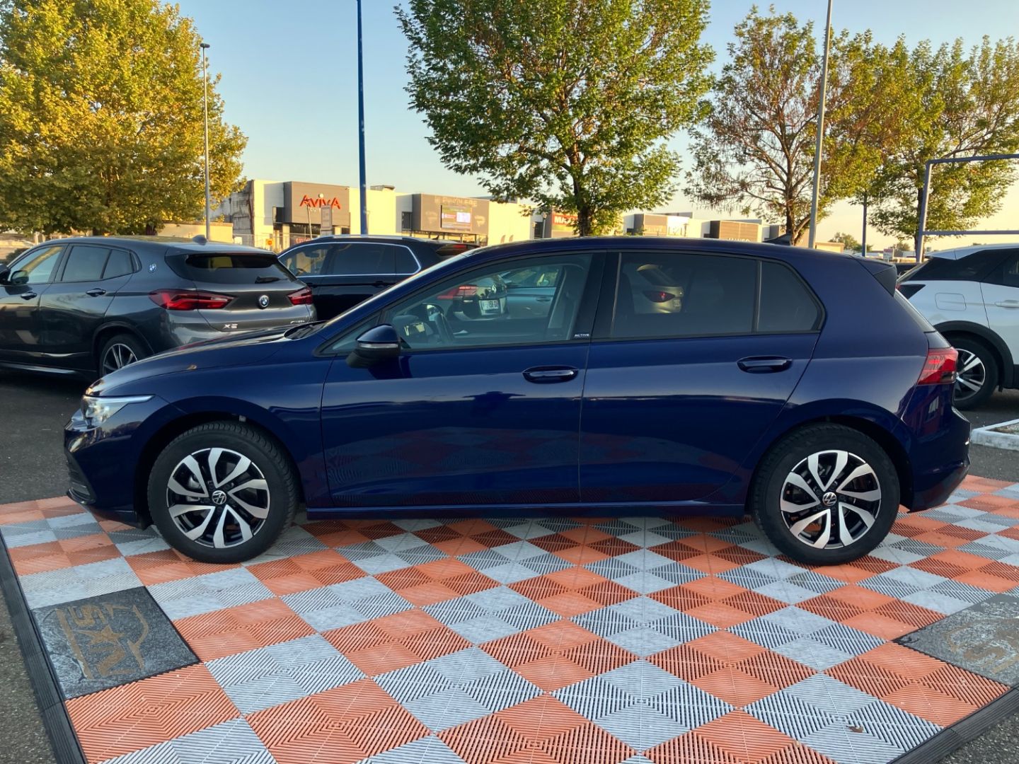 VOLKSWAGEN GOLF - VIII 1.0 e-TSI 110 DSG ACTIVE GPS LEDS Cockpit Digital