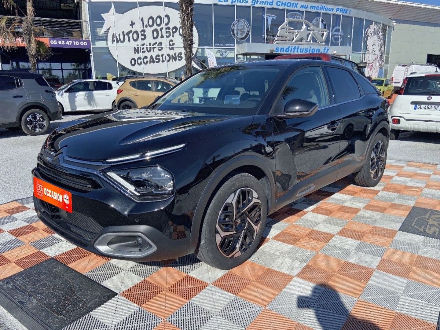 CITROEN C4 - 1.2 PURETECH 130 EAT8 SHINE 1 ère main