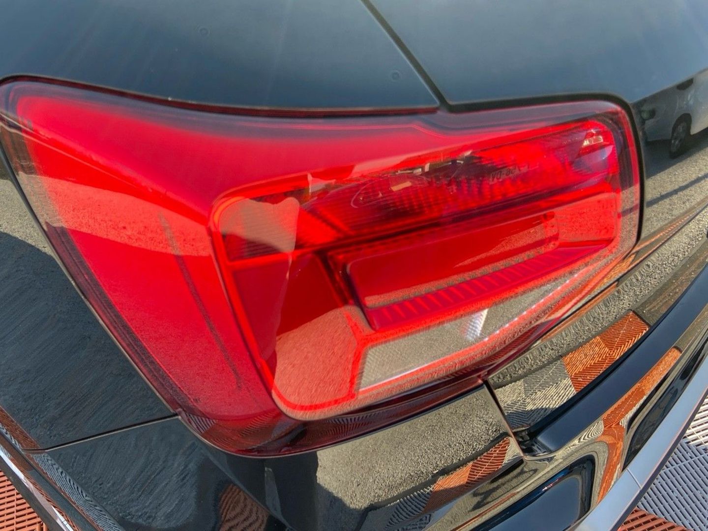 AUDI Q2 - 35 TFSI 150 S-TRONIC S-LINE Ext GPS Caméra Hayon Keyless