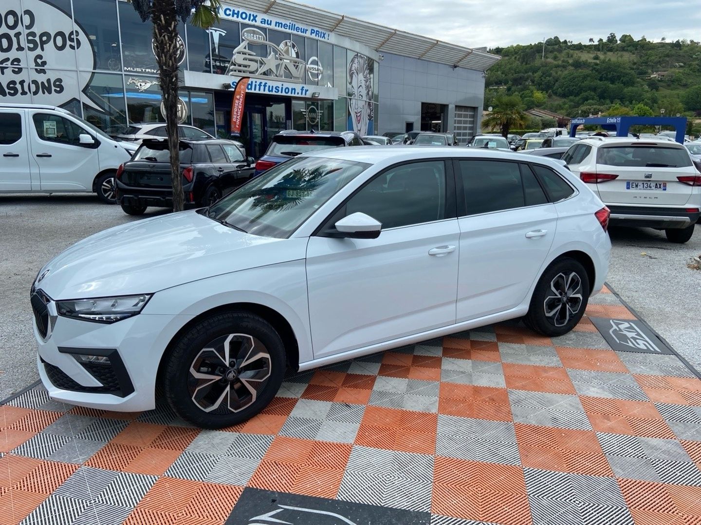 SKODA SCALA - 1.0 TSI 116 BV6 SELECTION CAMÉRA RADARS COCKPIT JA 16" (2025)