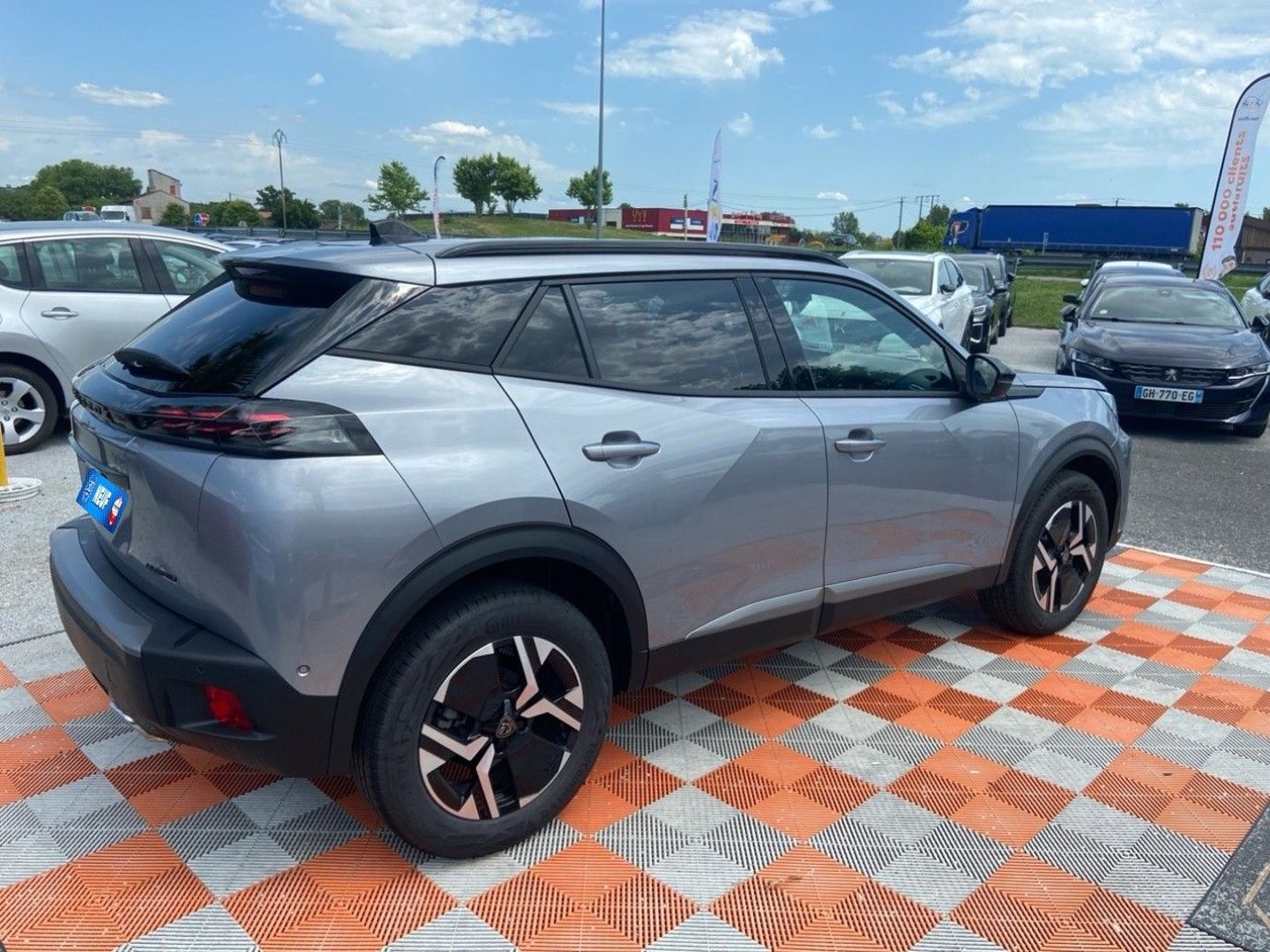 PEUGEOT 2008 - II (2) 1.2 Hybrid 145 ALLURE PACK VISION & NAVIGATION & ACCES