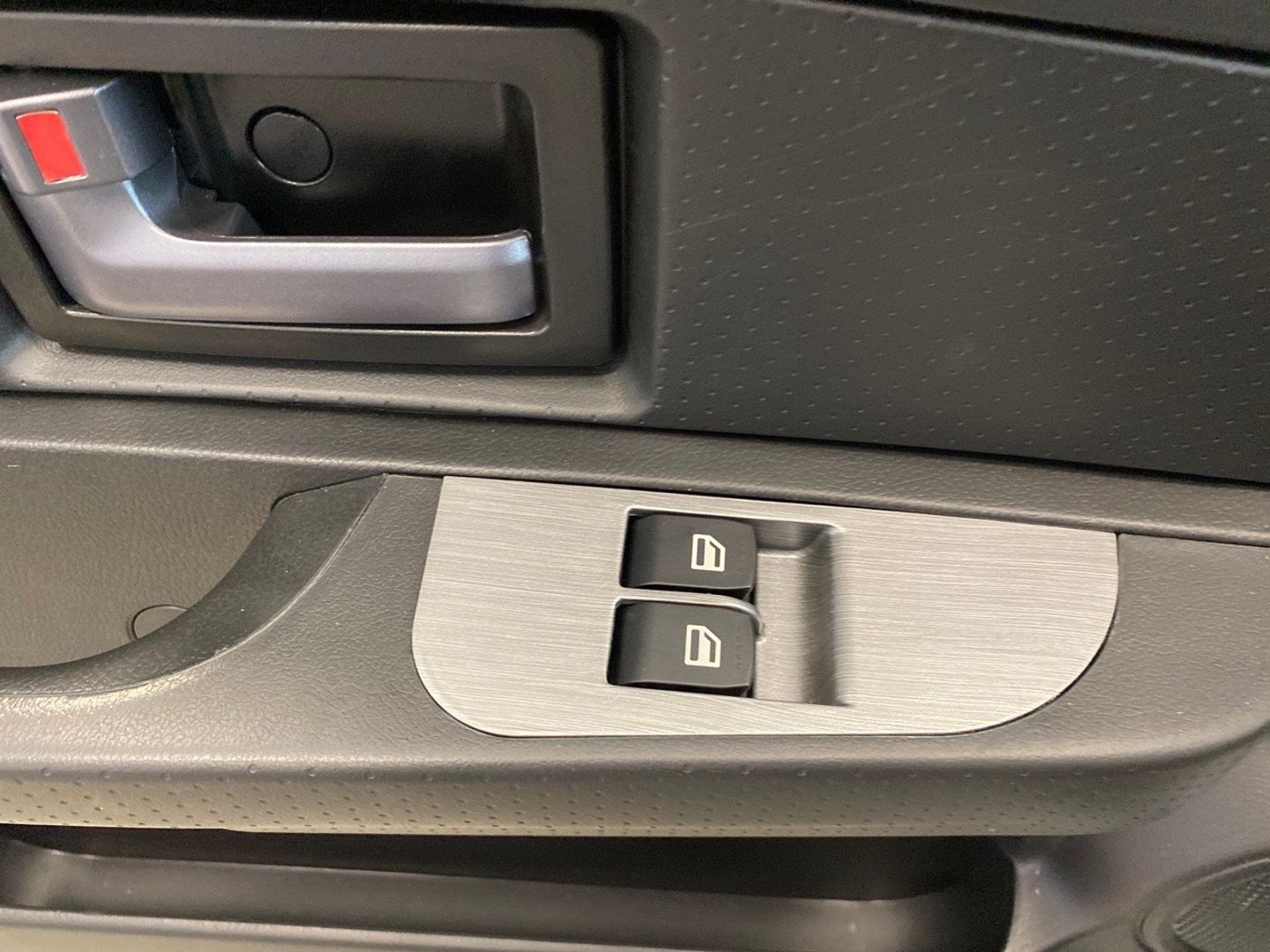 DFSK Eco City 35 - VAN 2 Places Caméra 2 Portes Lat. Clim. Bluetooth Hayon Tôlé