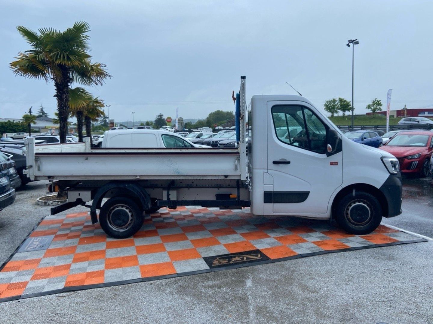 RENAULT MASTER BENNE - 2.3 DCI 180 BVR 3T5 GRAND CONFORT GPS 26650HT