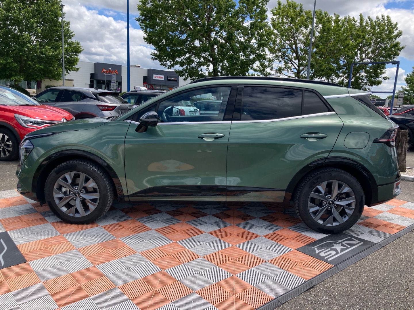 KIA SPORTAGE - 1.6 T-GDI HEV 230 BVA6 4x4 GT LINE PREMIUM CUIR Toit Caméra 360° 1°Main