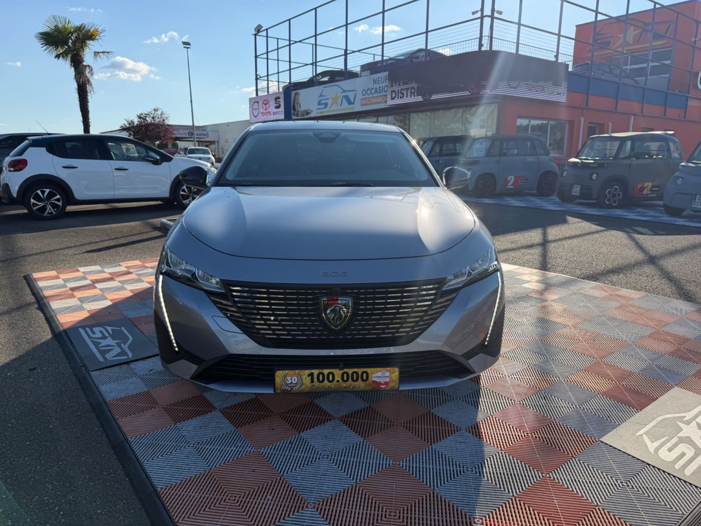 PEUGEOT 308 - HYBRID 145 E-DCS6 ALLURE GPS CAMÉRA 360° (2025)