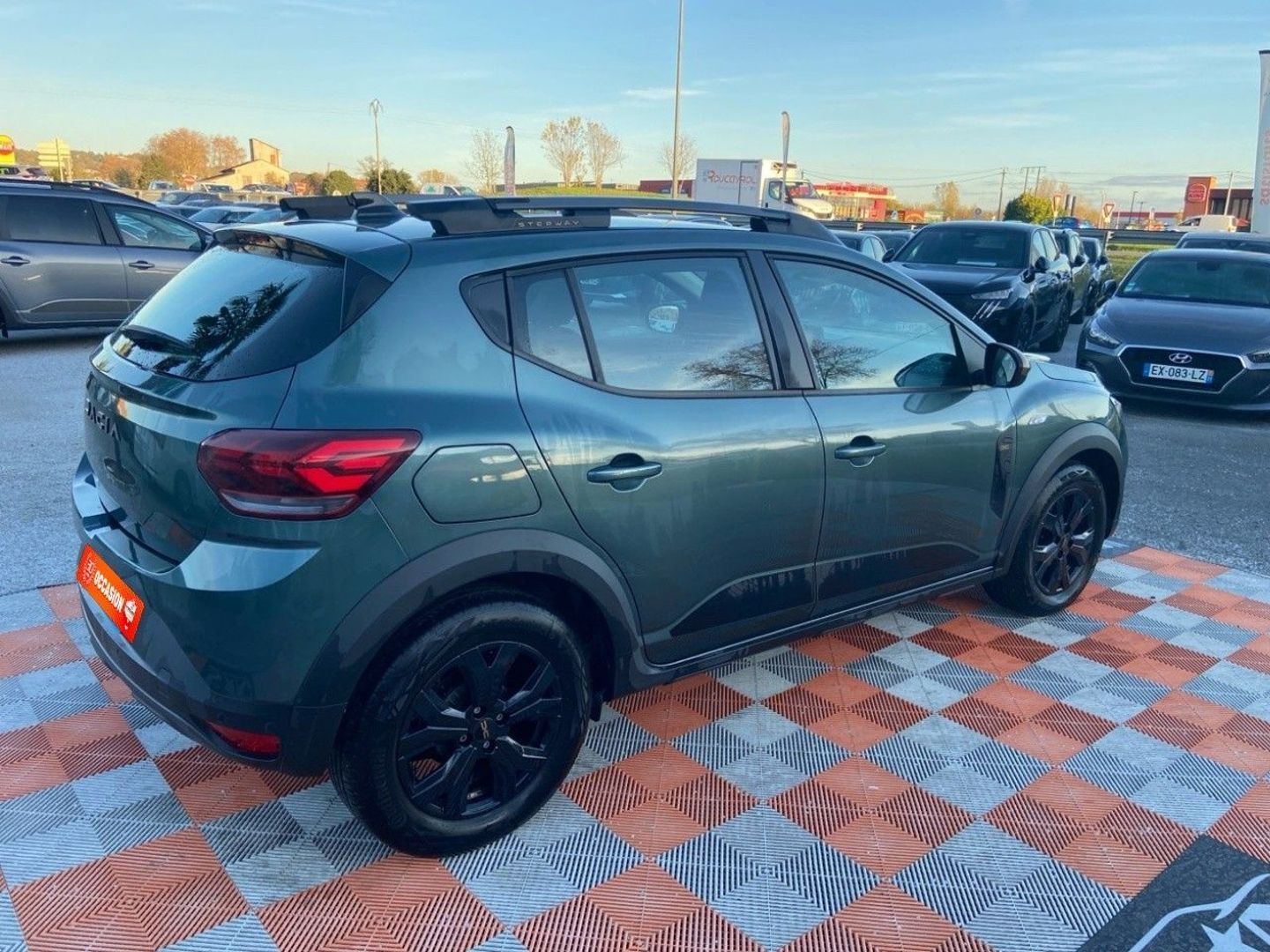 DACIA SANDERO - ECO-G 100 BV6 STEPWAY EXTREME + GPS Caméra JA 16"