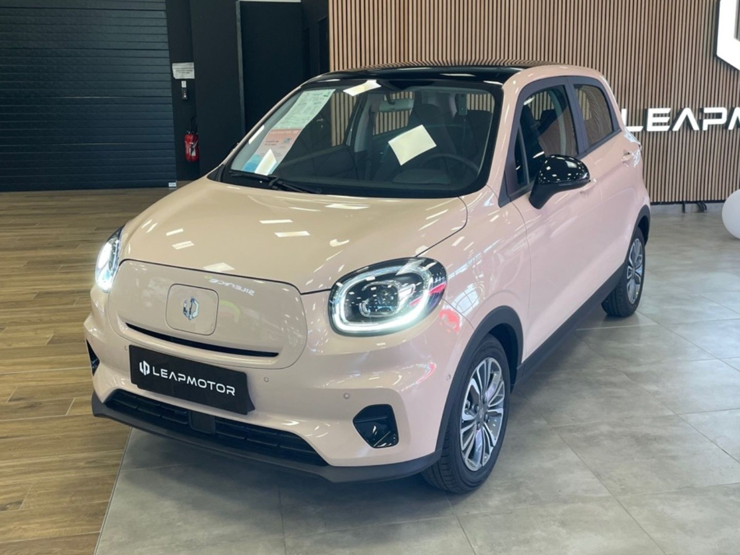 LEAPMOTOR T03 LUXURY