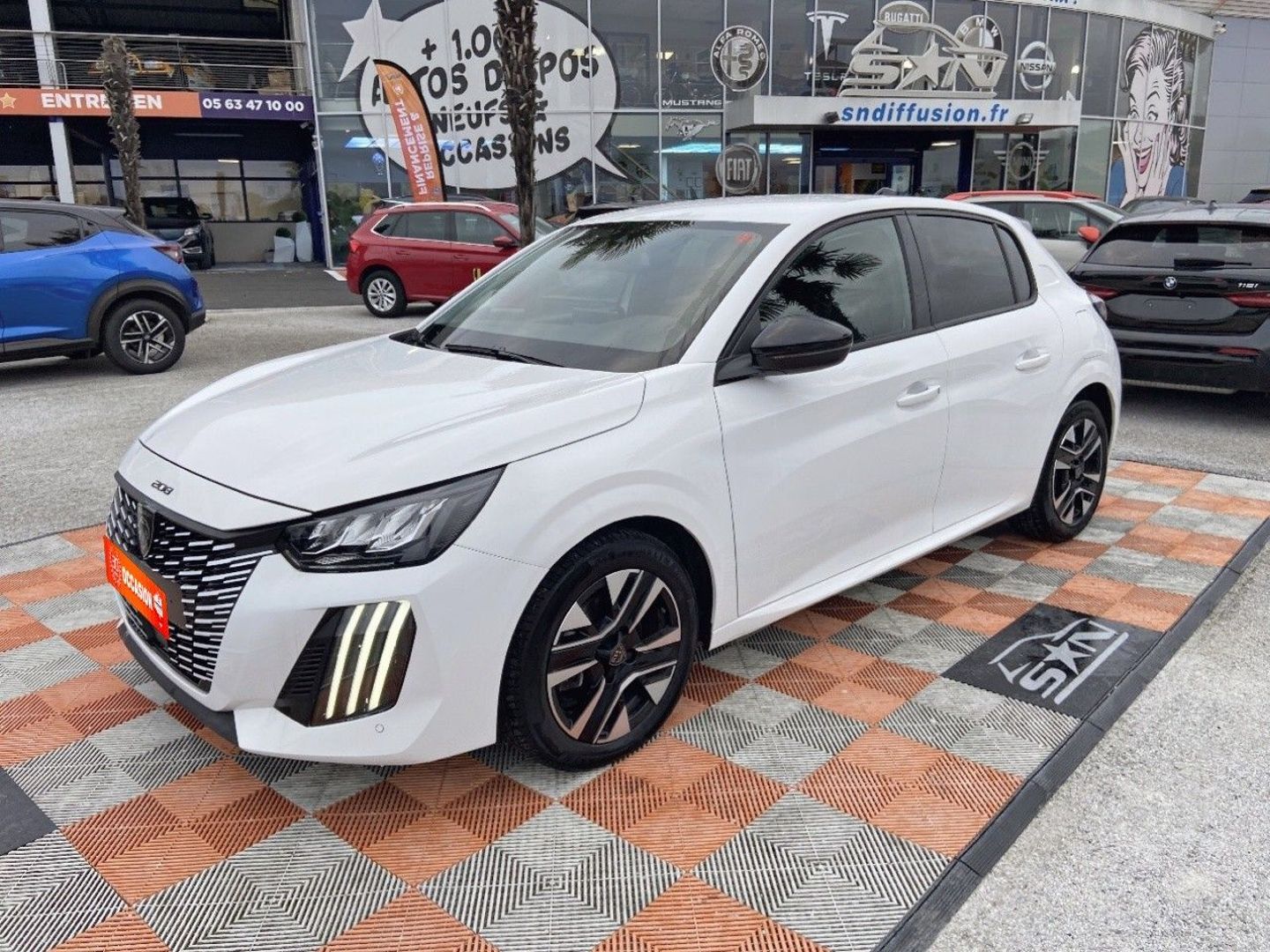 PEUGEOT 208 - 100 BV6 ALLURE Radars AV-AR Ecran 10"