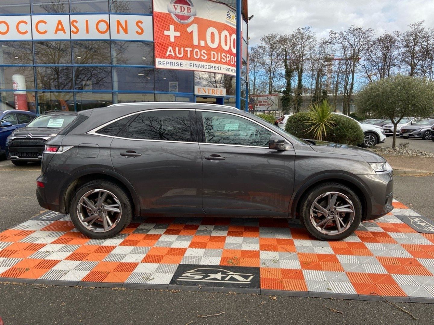 DS DS7 CROSSBACK - BlueHDi 130 EAT8 SO CHIC CUIR GPS Caméra Barres