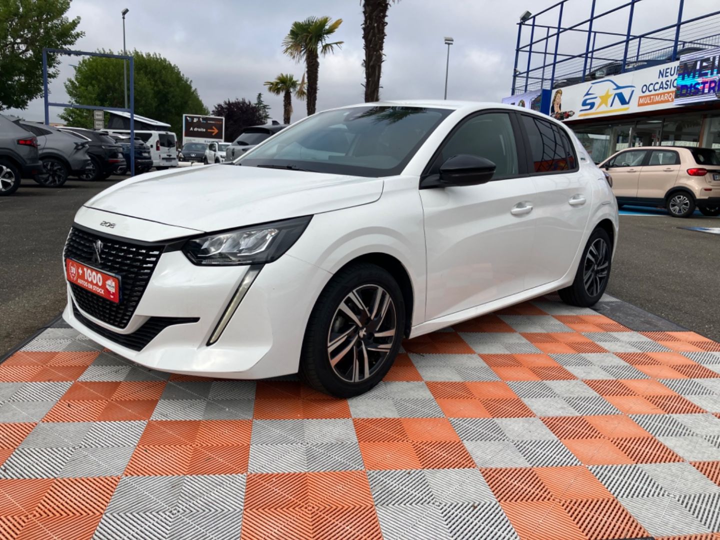 PEUGEOT 208 - PureTech 75 STYLE LEDS JA 16" Radar 1°Main