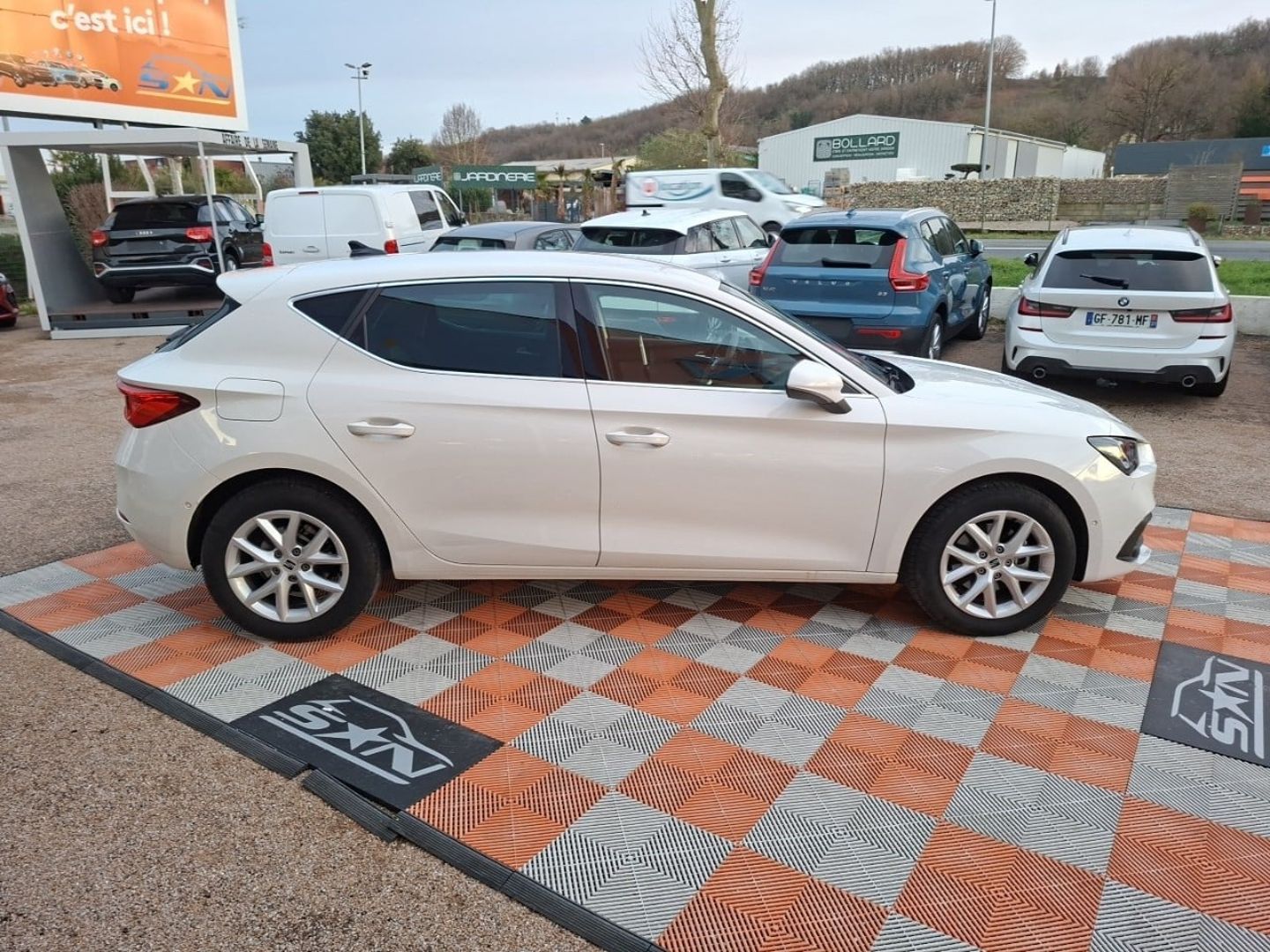 SEAT LEON - 2.0 TDI 115 BV6 STYLE XL Caméra