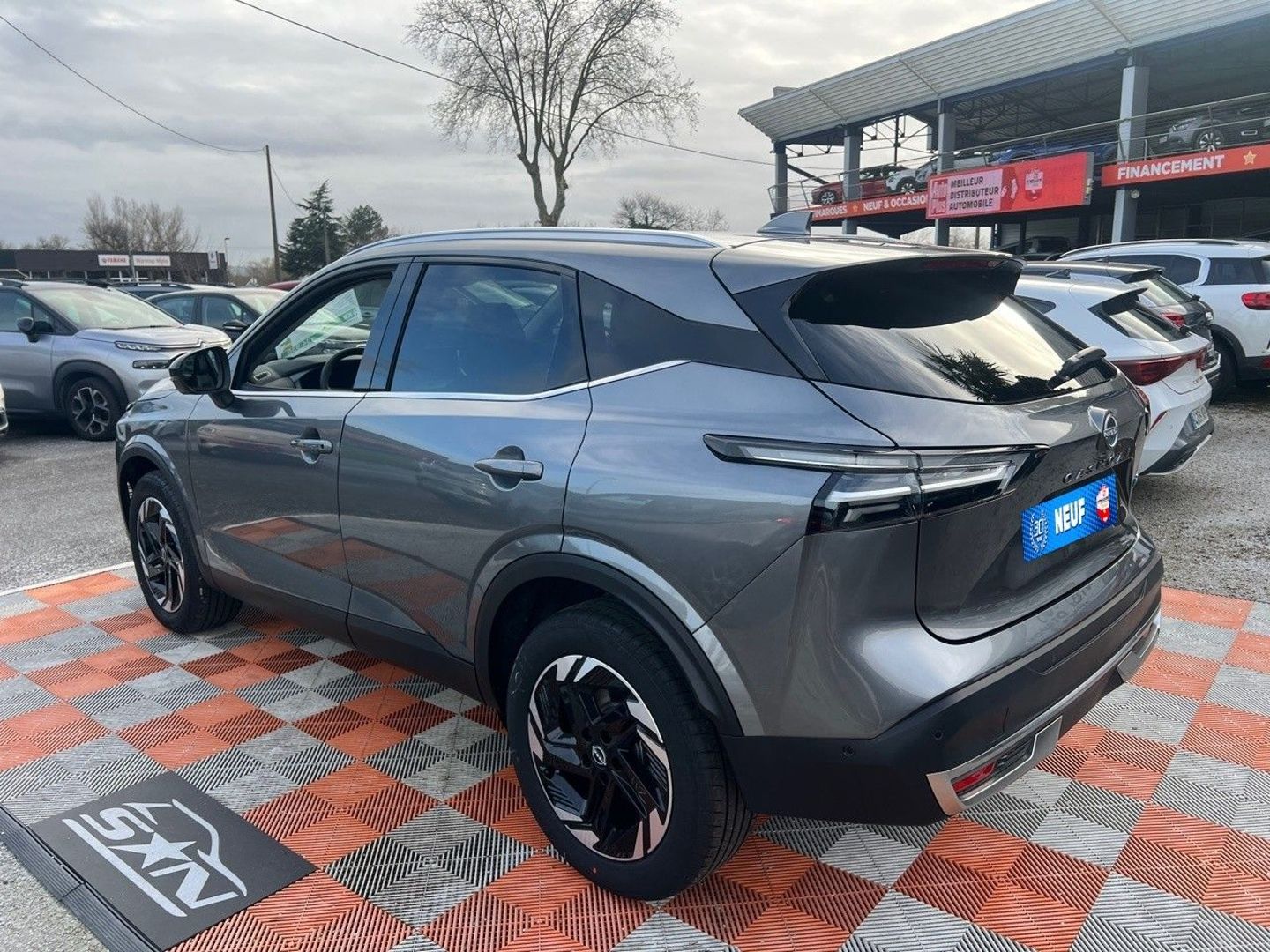 NISSAN QASHQAI - NEW E -POWER 205 N-CONNECTA Hayon Barres LEDS