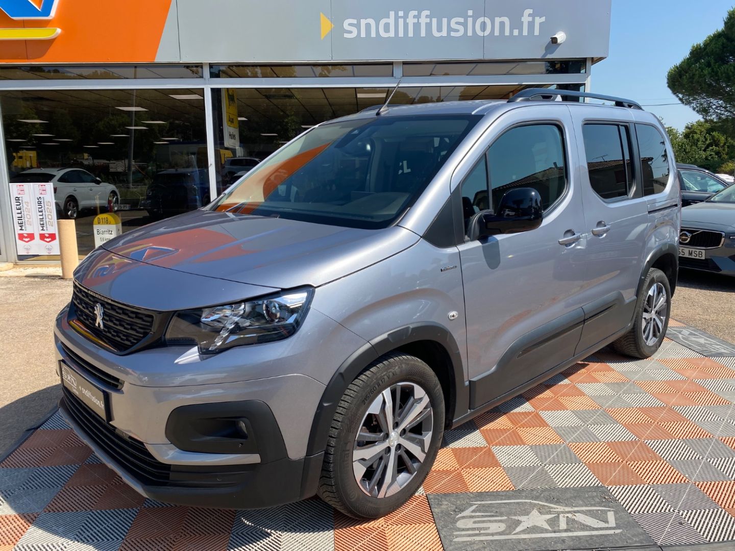 PEUGEOT RIFTER - BlueHDI 130 GT LINE