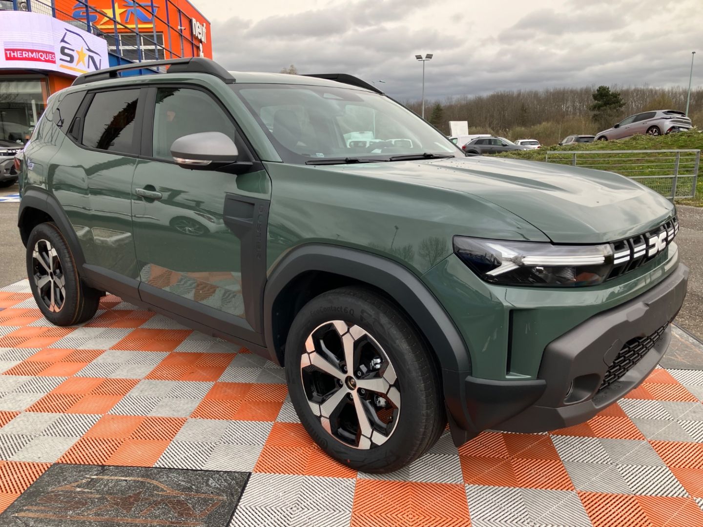 DACIA DUSTER - ECO-G 120 AUTO 4X2 JOURNEY Pack City et Cold+