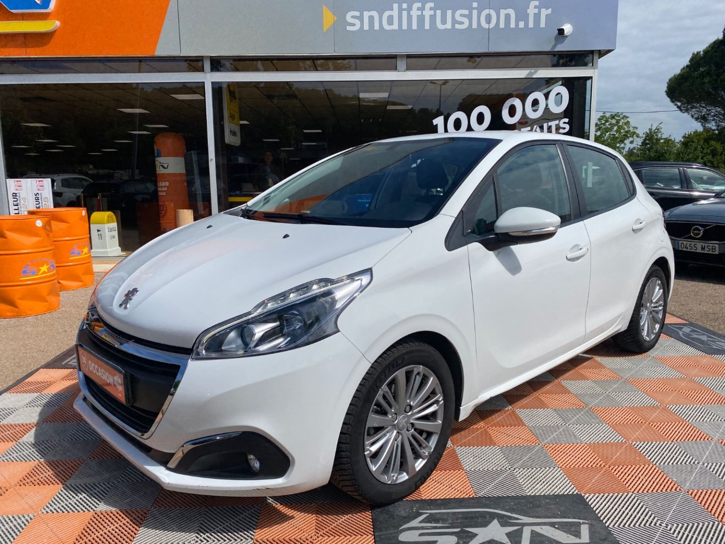 PEUGEOT 208 - 1.2 PURETECH 82 ACTIVE