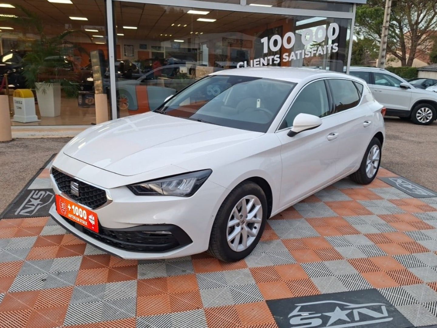 SEAT LEON - 2.0 TDI 115 BV6 STYLE XL Caméra