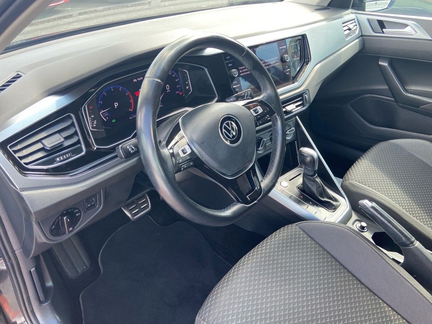 VOLKSWAGEN POLO - 1.0 TSI 95 DSG7 ACTIVE