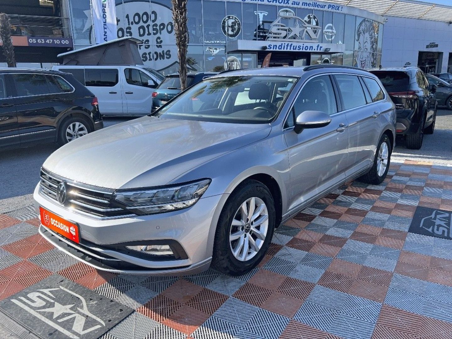 VOLKSWAGEN PASSAT SW VIII 2.0 TDI 150 DSG BUSINESS GPS Attelage Caméra