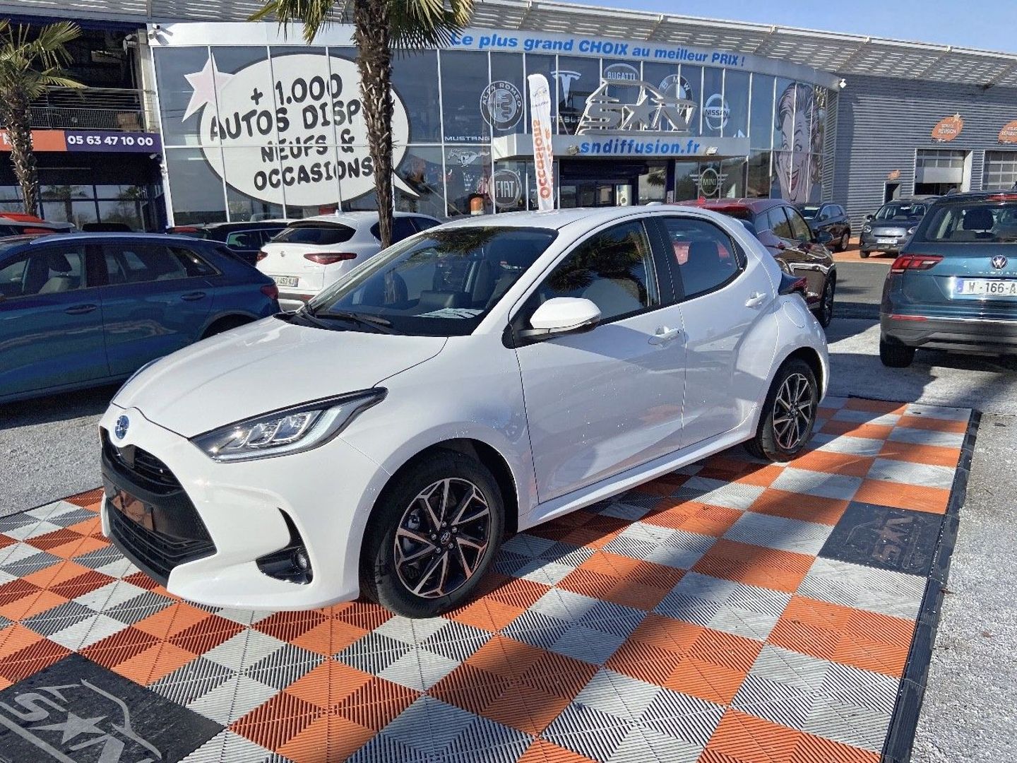 TOYOTA YARIS IV - 1.5 HYBRIDE 116 H DESIGN PLUS JA 16" Caméra
