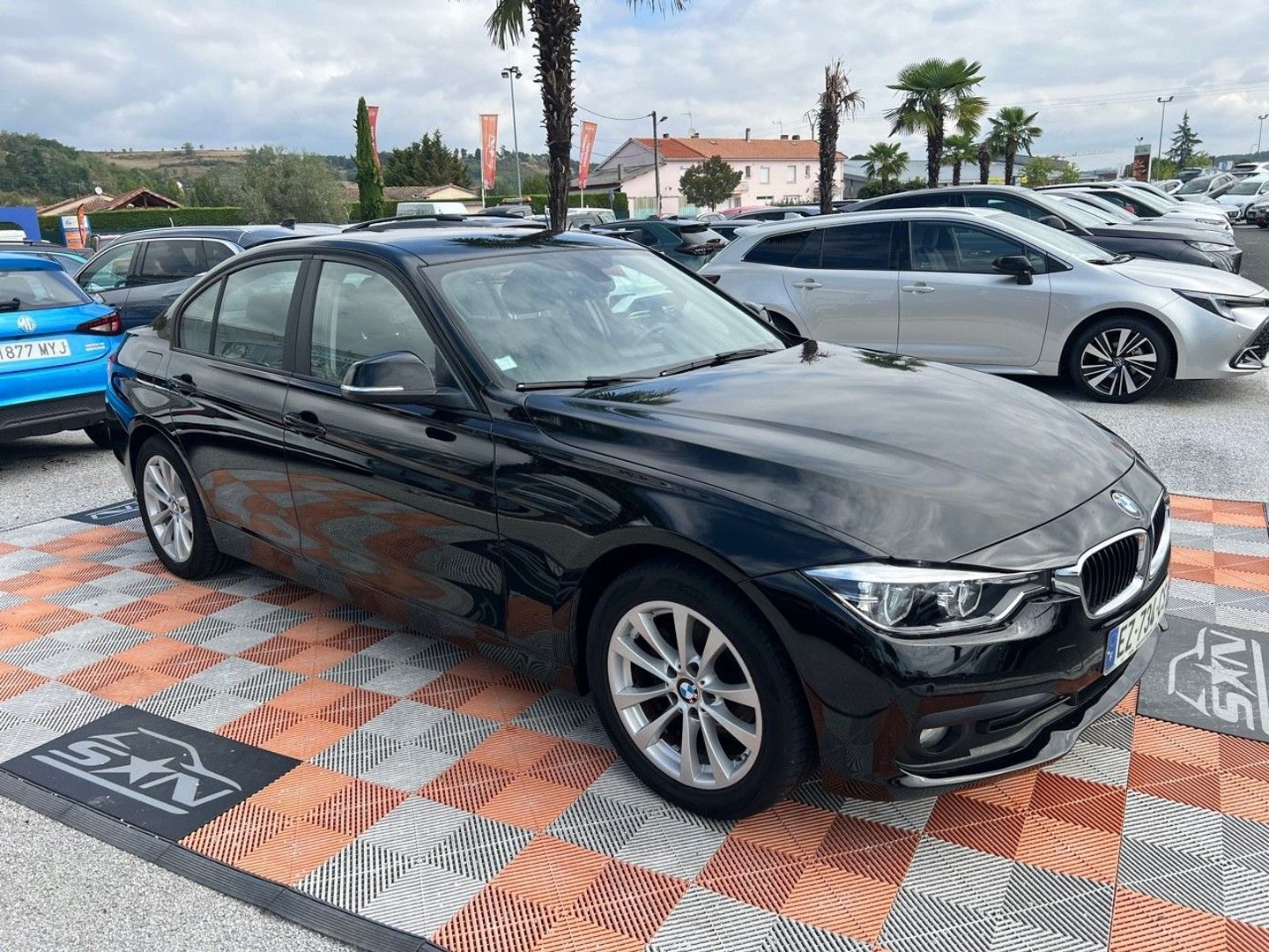 BMW SERIE 3 - 318DA 150 BVA8 GPS JA17 FULL LED