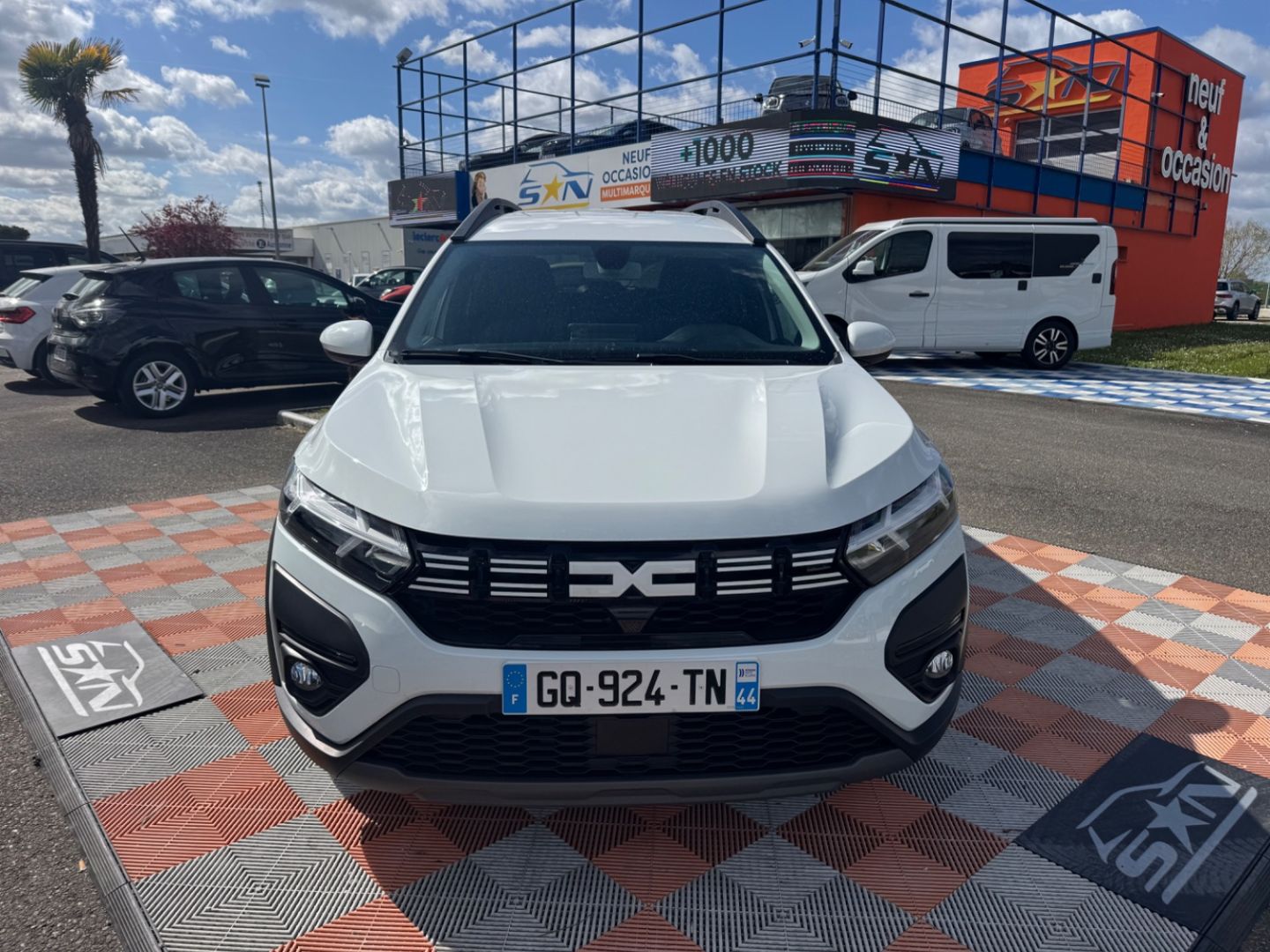 DACIA JOGGER - 1.0 TCE 110 BV6 EXPRESSION 7PL (2023)