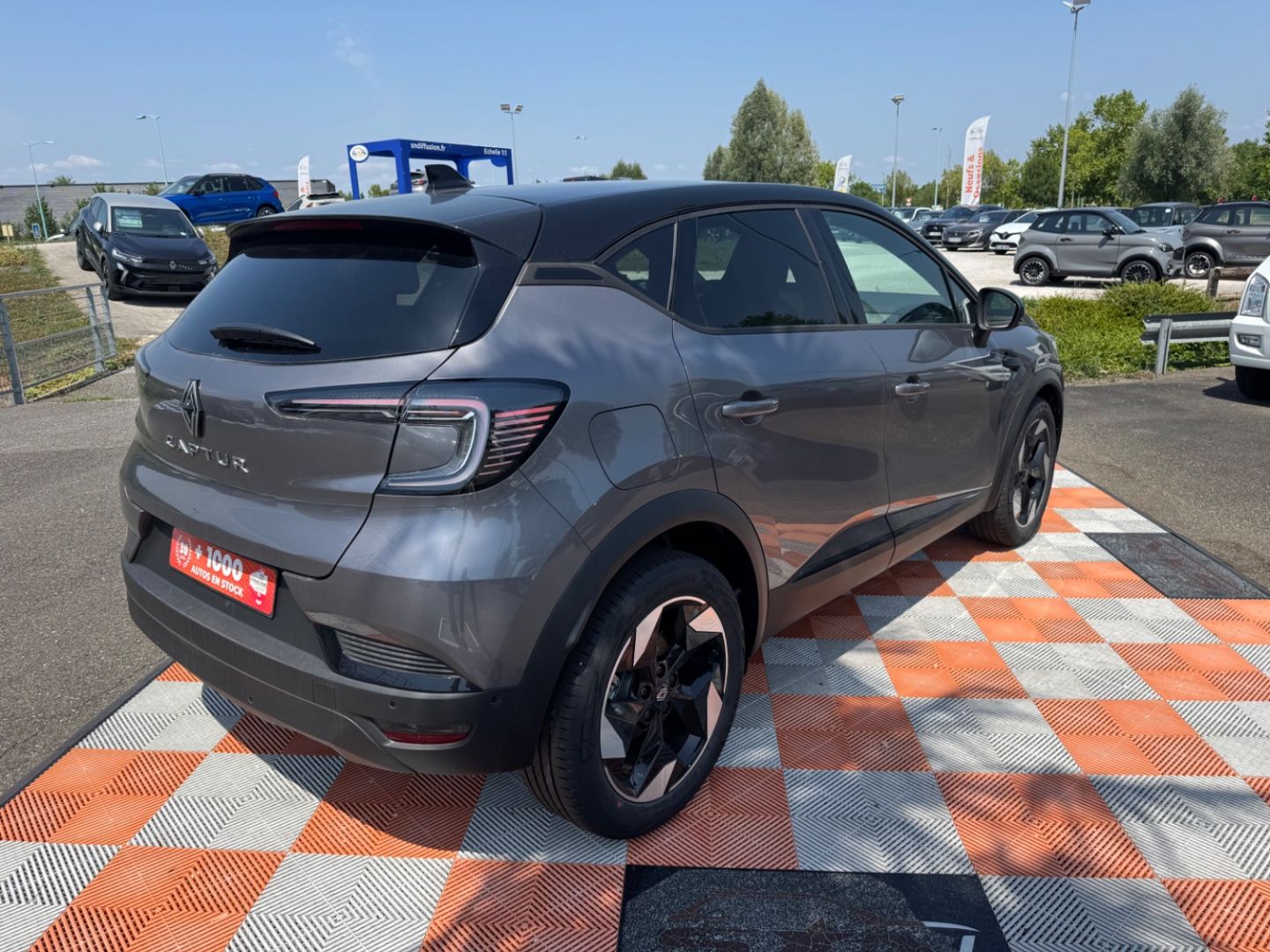 RENAULT CAPTUR - ECO-G 100 BV6 TECHNO GPS Caméra JA 18"