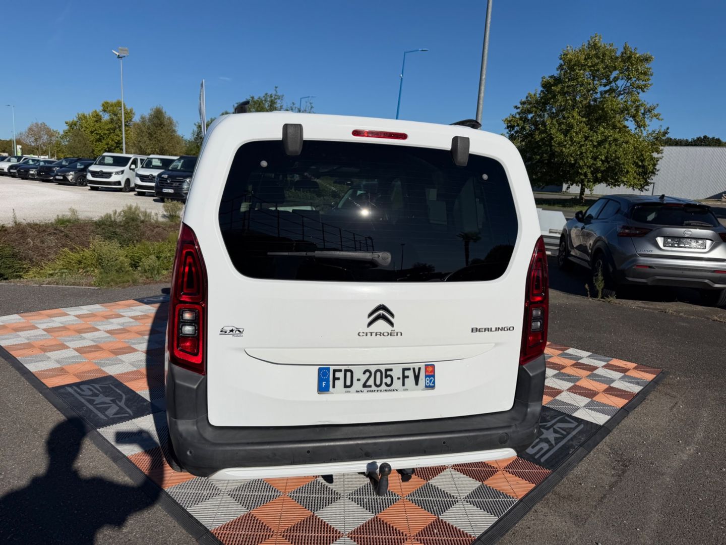 CITROEN BERLINGO - PureTech 110 SHINE XTR GPS Toit Modutop Attelage