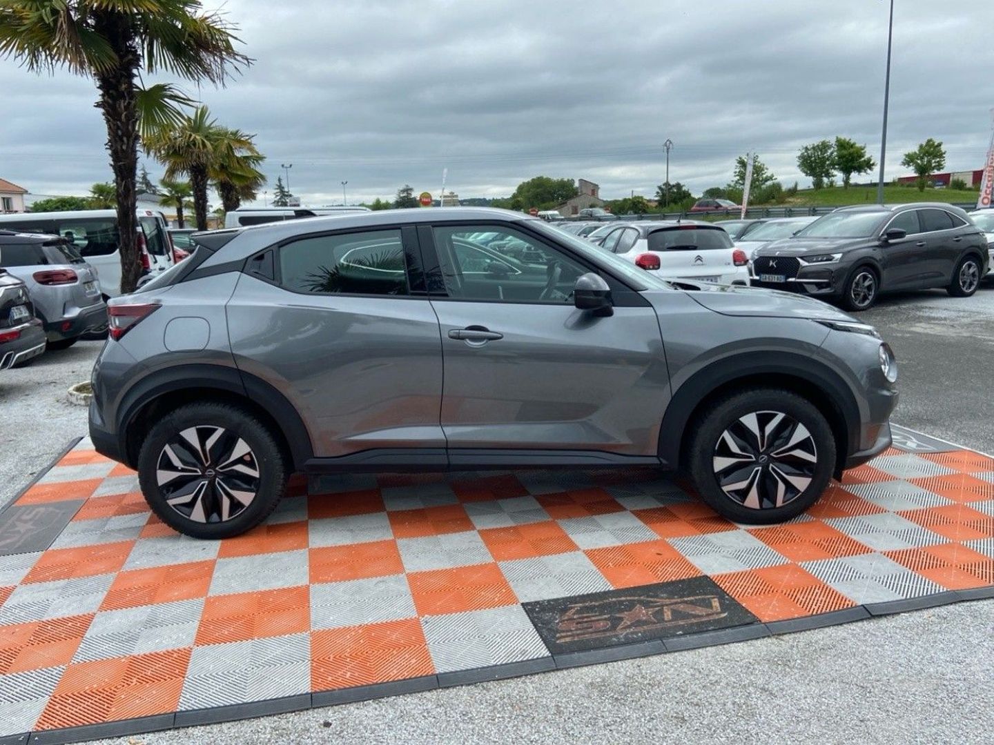 NISSAN JUKE - 1.0 DIG-T 114 DCT-7 BUSINESS EDITION GPS Caméra