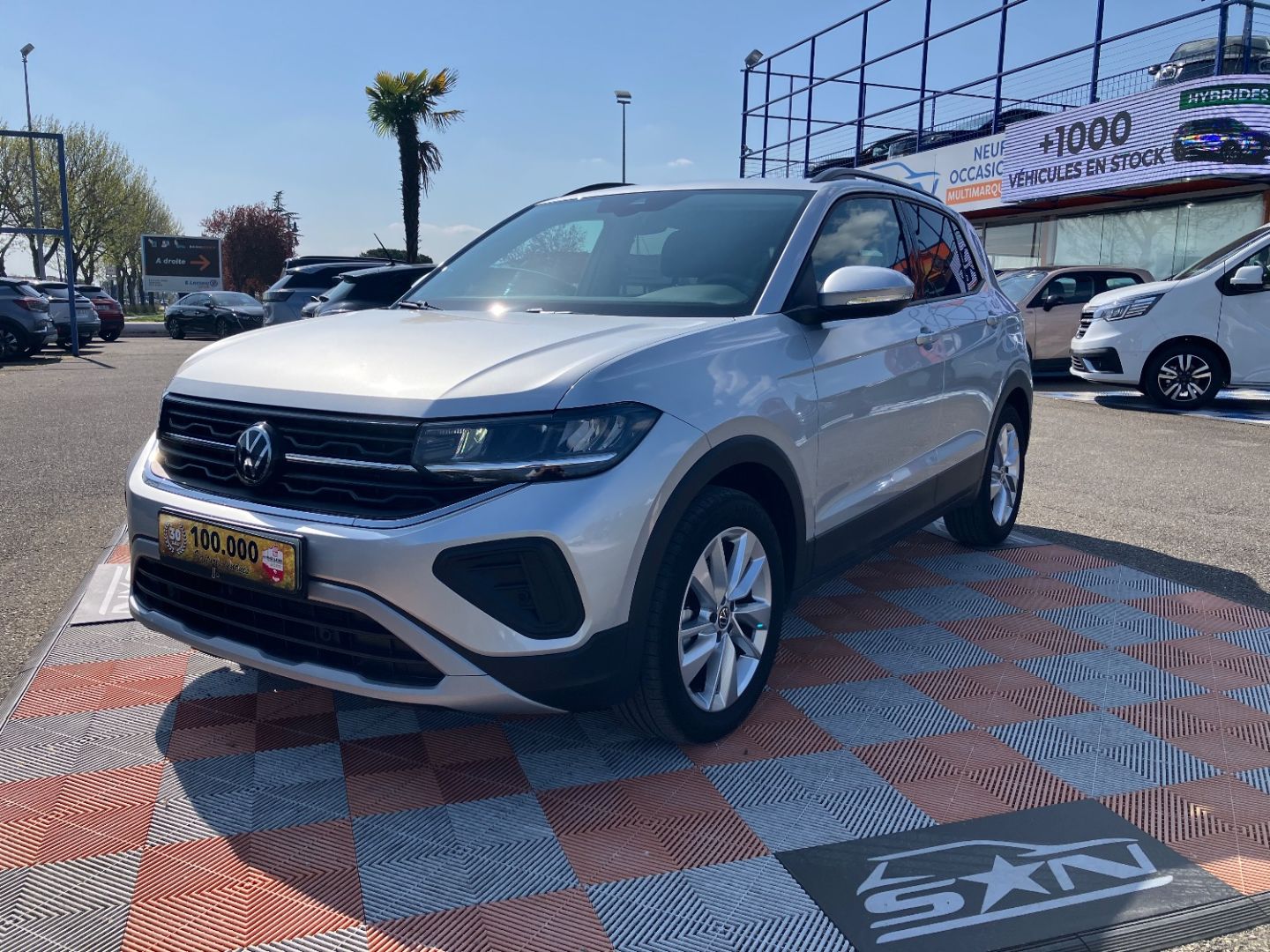 VOLKSWAGEN T-CROSS - 1.0 TSI 116 BV6 LIFE PLUS Caméra JA 17" LEDS