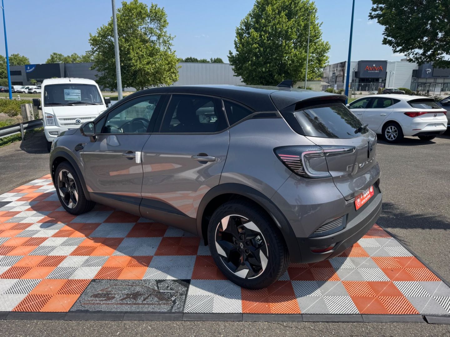 RENAULT CAPTUR - ECO-G 100 BV6 TECHNO GPS Caméra JA 18"