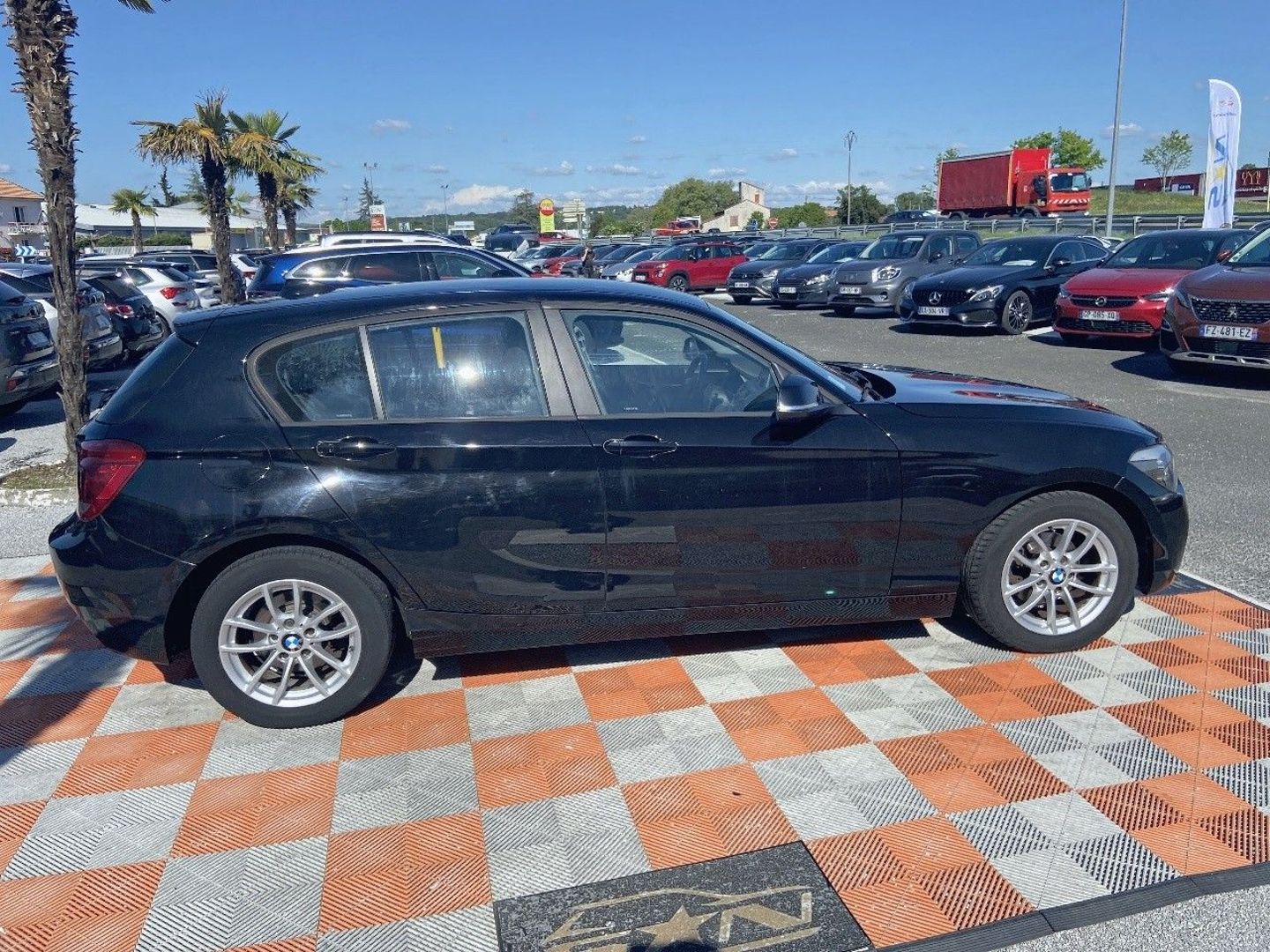 BMW SERIE 1 - 114 d 95CV LOUNGE 5 PORTES