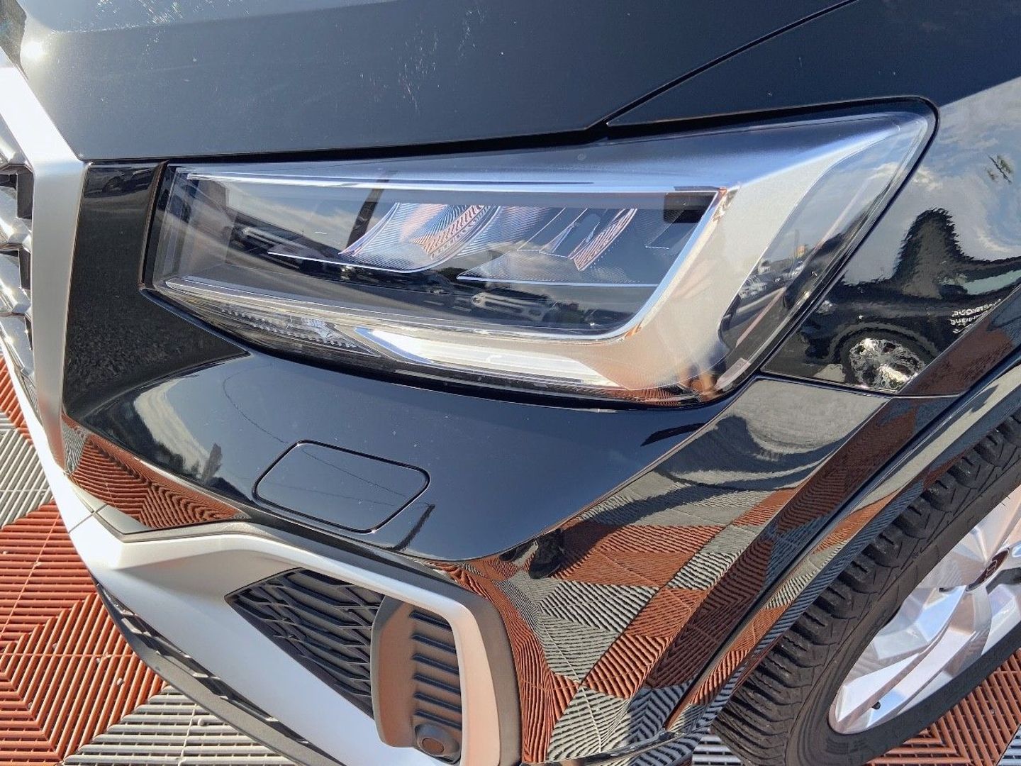 AUDI Q2 - 35 TFSI 150 S-TRONIC S LINE Ext GPS Caméra Hayon Keyless