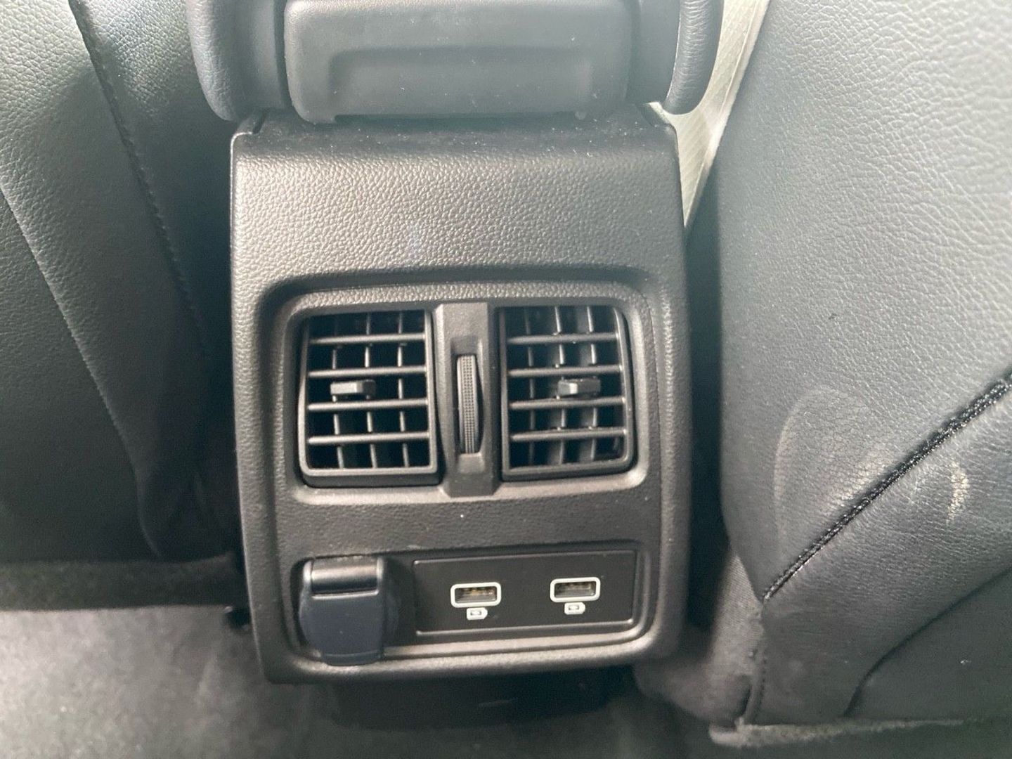 RENAULT CAPTUR - TCe 90 BV6 TECHNO GPS 9.3" Caméra 360° Barres de Toit