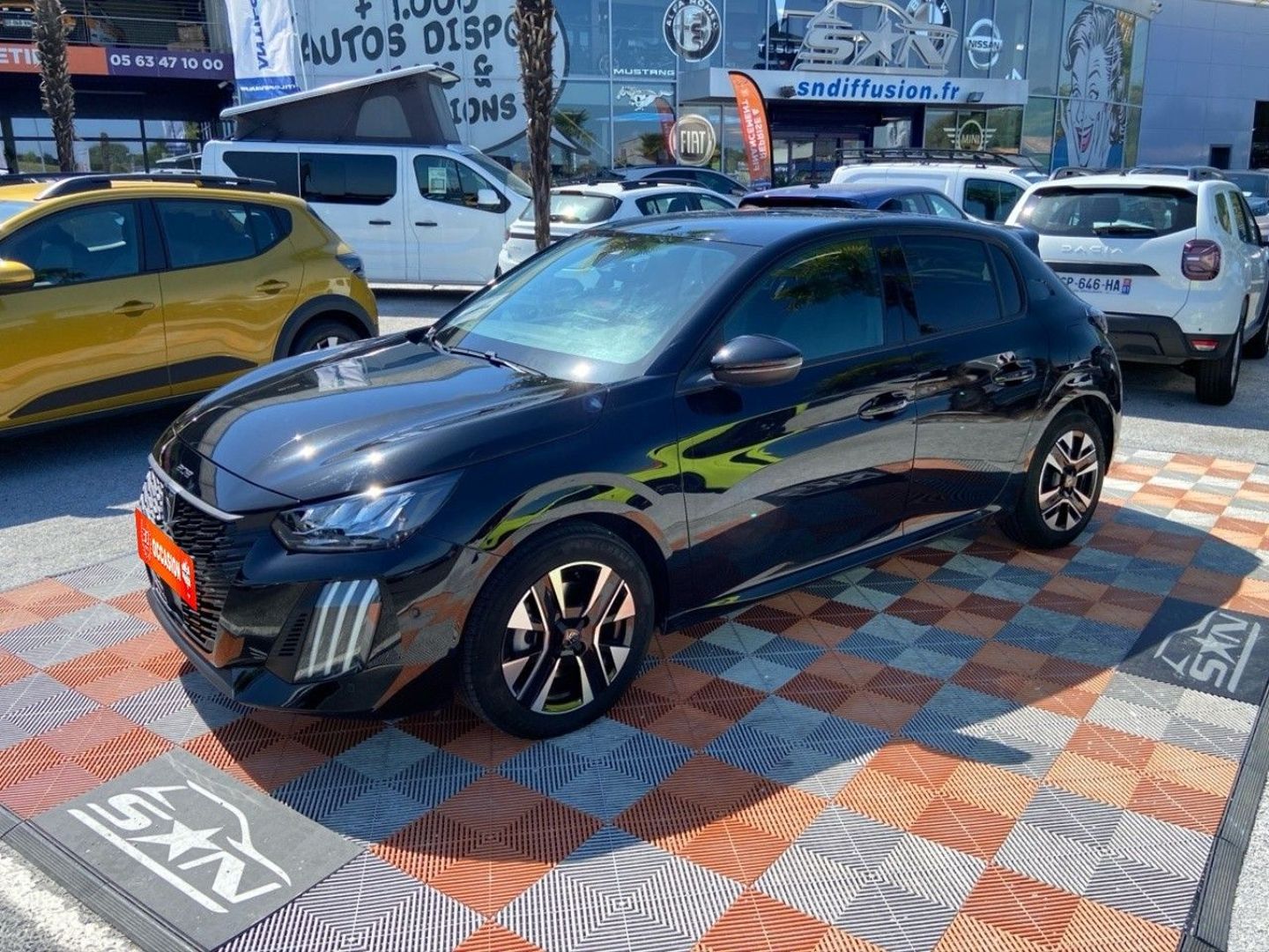 PEUGEOT 208 - Hybrid 110 e-DCS6 ALLURE PACK VISION & NAVIGATION & ACCES