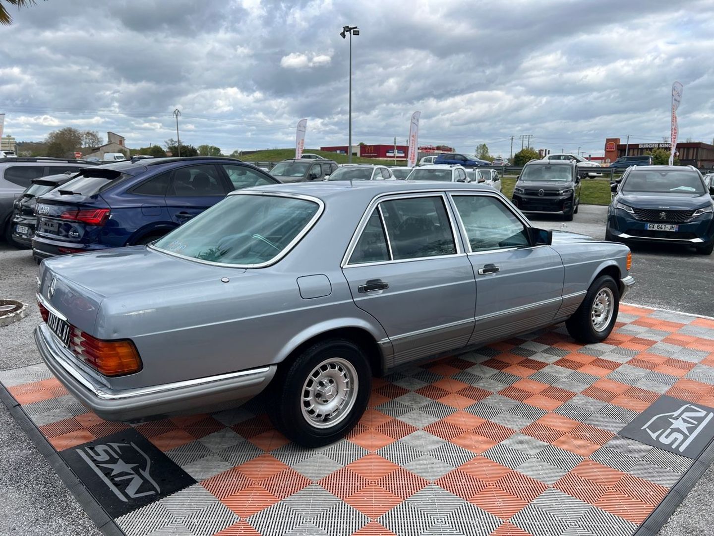 MERCEDES-BENZ 280 SE - 280 SE