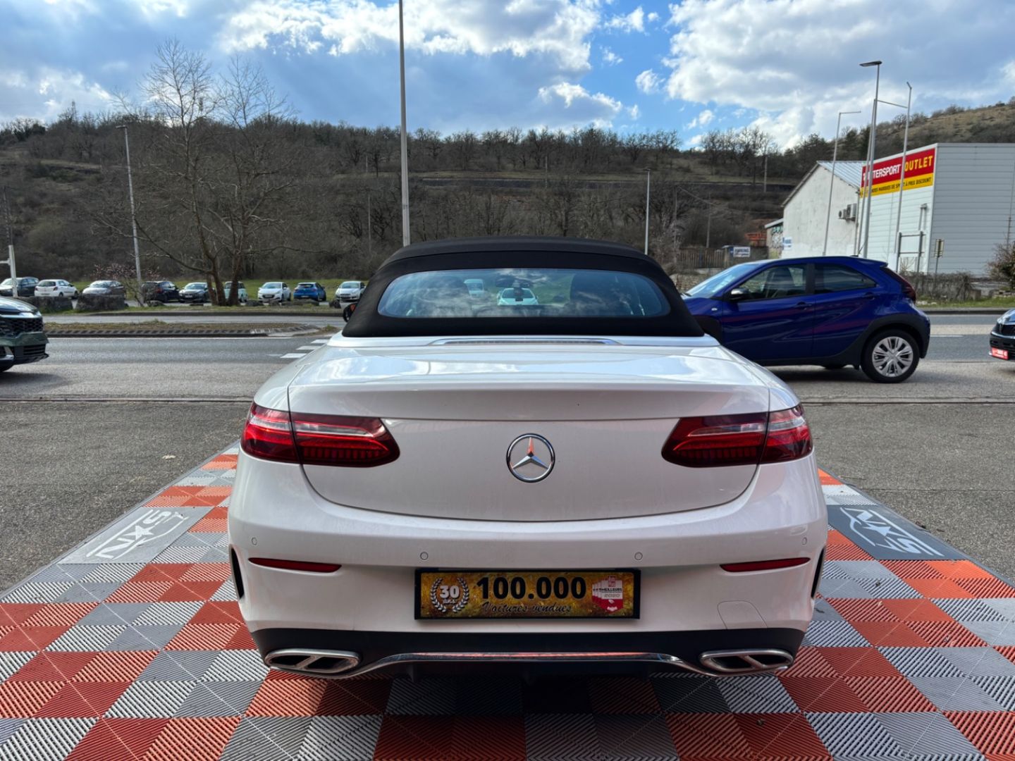 MERCEDES-BENZ CLASSE E CABRIOLET - 220 d 194 BVA SPORT LINE PACK AMG