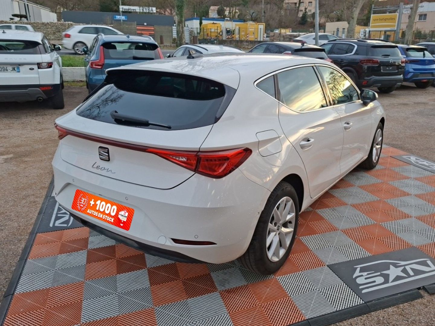 SEAT LEON - 2.0 TDI 115 BV6 STYLE XL Caméra