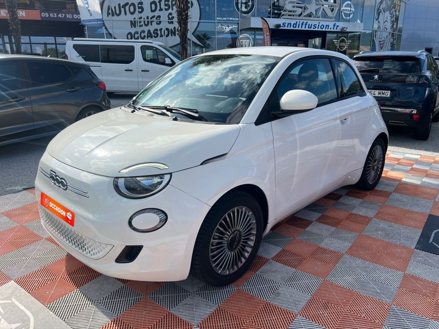 FIAT 500 e - Electrique 118 NOUVELLE 500 Batterie 42kWh JA 16"