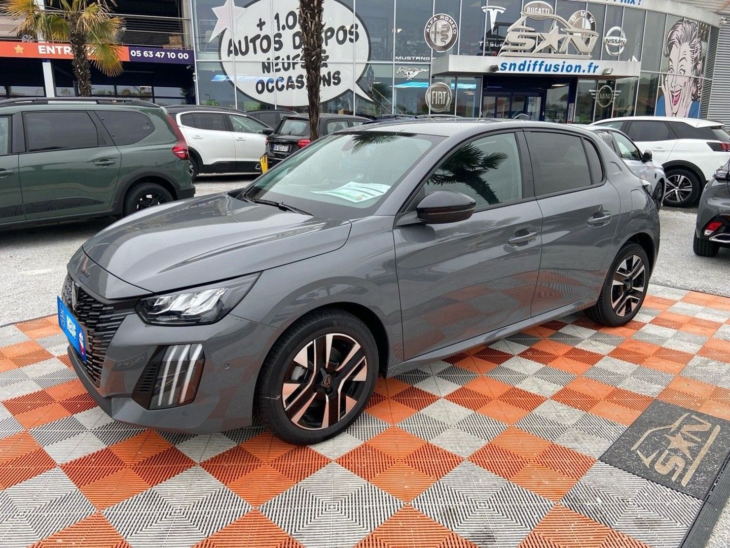 PEUGEOT 208 - Hybrid 110 e-DCS6 ALLURE PACK NAVIGATION & Visiopark 2
