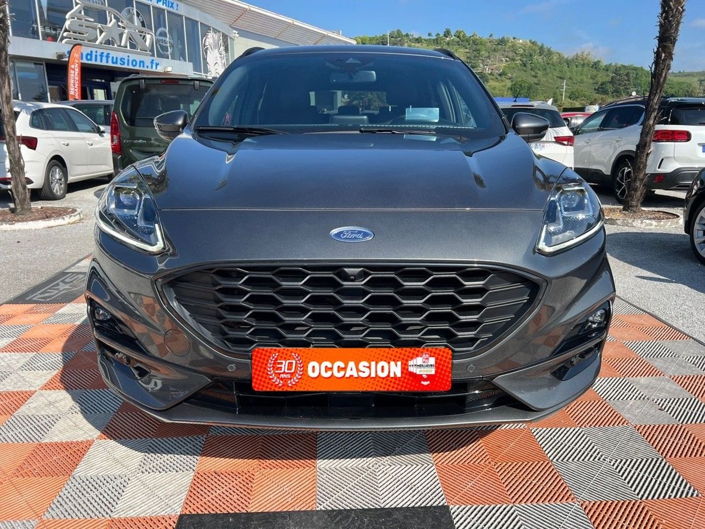 FORD KUGA 2.0 TDCI 120 ST LINE X BVA GPS Caméra Hayon Pack Hiver Attelage