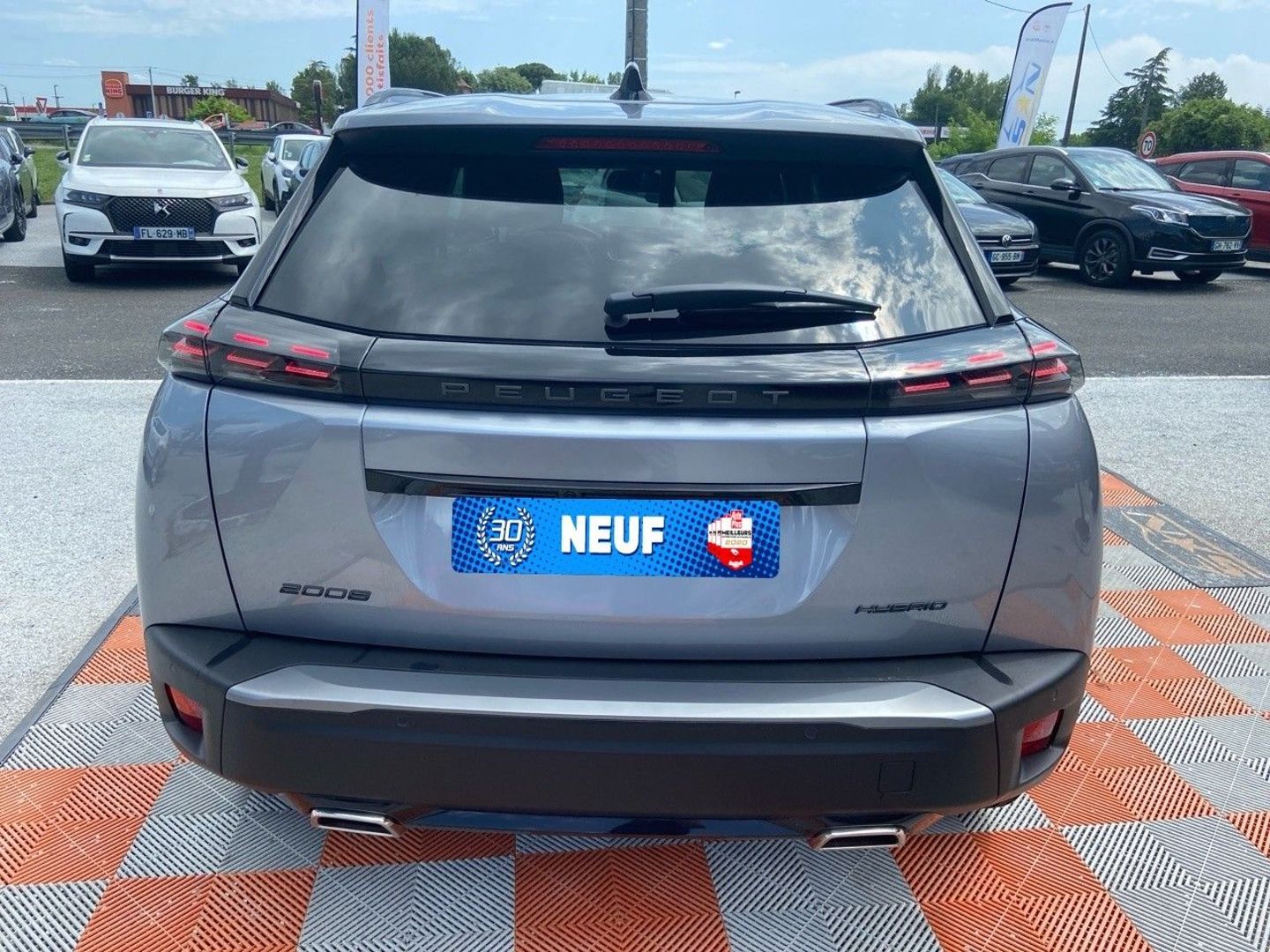 PEUGEOT 2008 - II (2) 1.2 Hybrid 145 ALLURE PACK VISION & NAVIGATION & ACCES