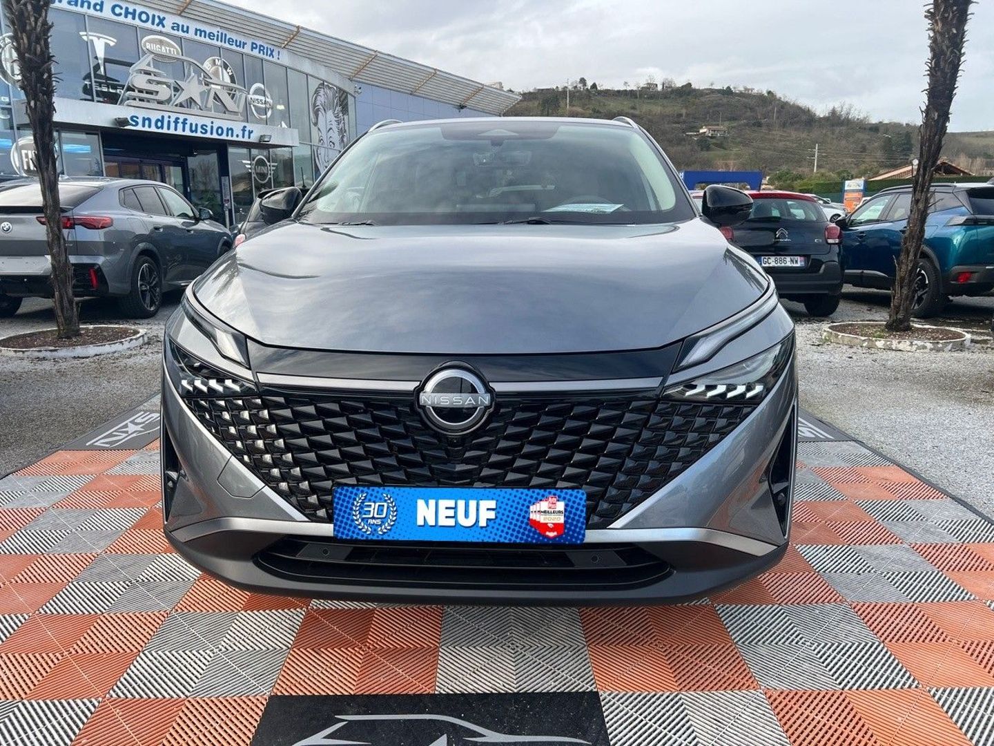 NISSAN QASHQAI - NEW E -POWER 205 N-CONNECTA Hayon Barres LEDS