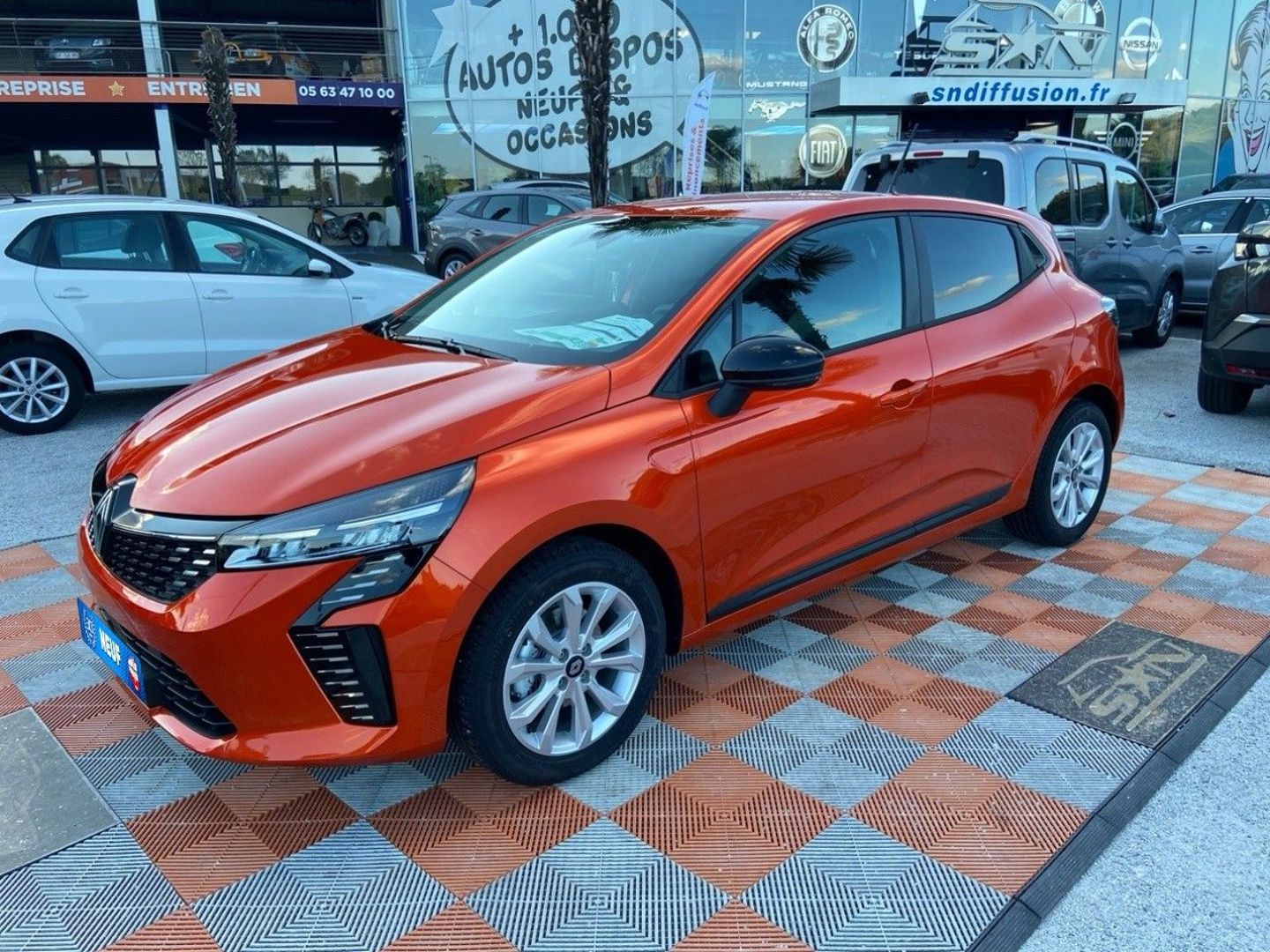 RENAULT CLIO - V DCi 100 BV6 EVOLUTION Pack Look JA 16" Caméra Pack Accès